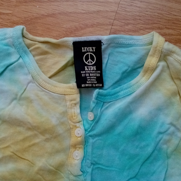 Lucky kids sz 12-18 mo tie dye long sleeved shirt - Picture 3 of 4